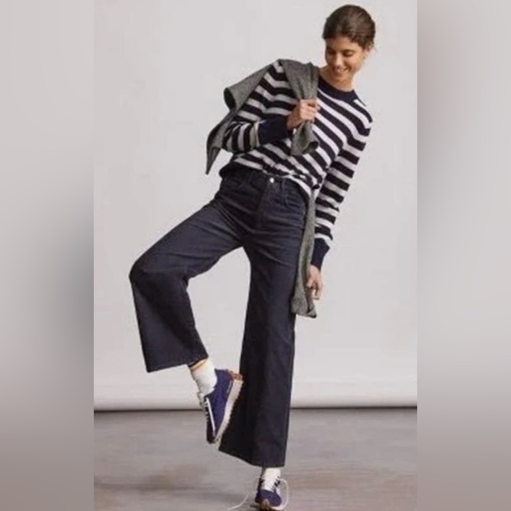 Pilcro The Annie Wide Leg jeans / Navy Corduroy